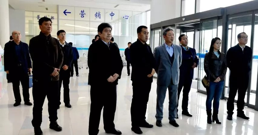 市委常委、統(tǒng)戰(zhàn)部部長李家良陪同客人到濱州市(圖1)